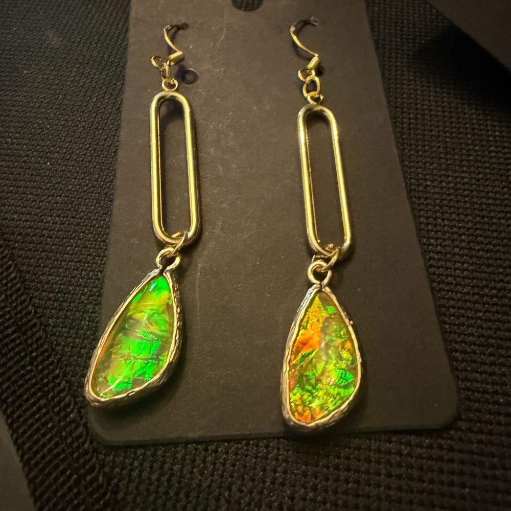 Elegant Gold and Green Dangle Earrings